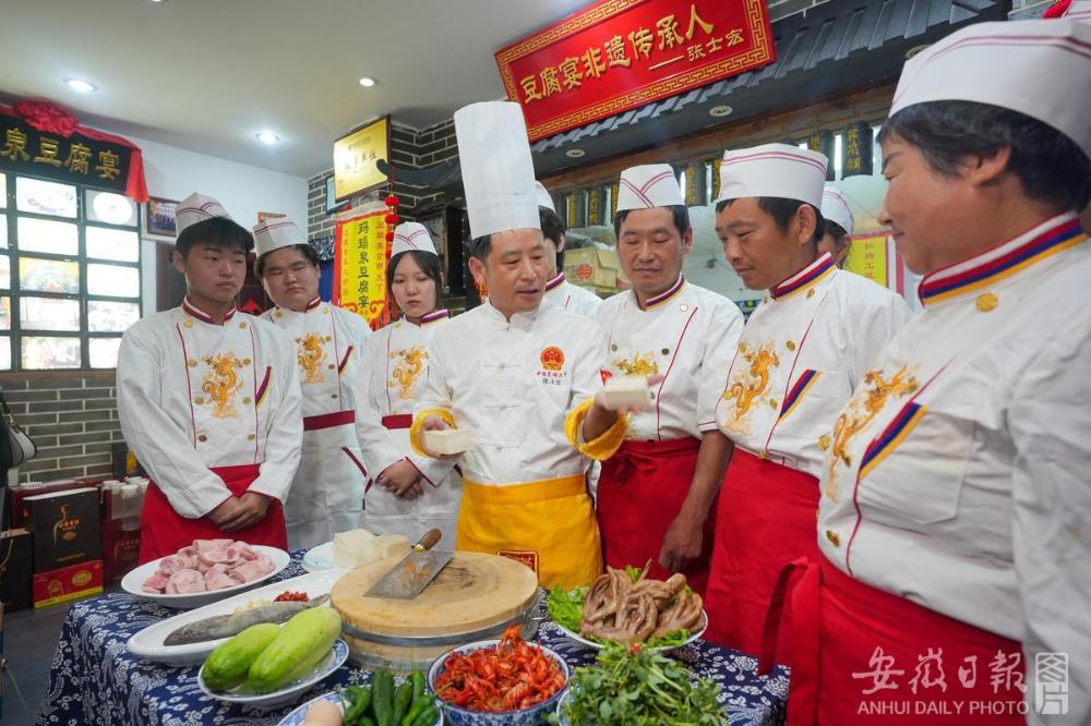 十大彩票平台