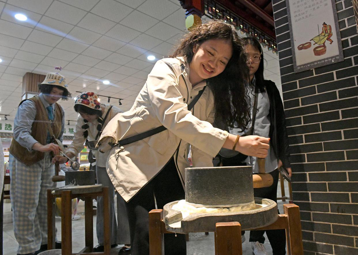 十大彩票平台